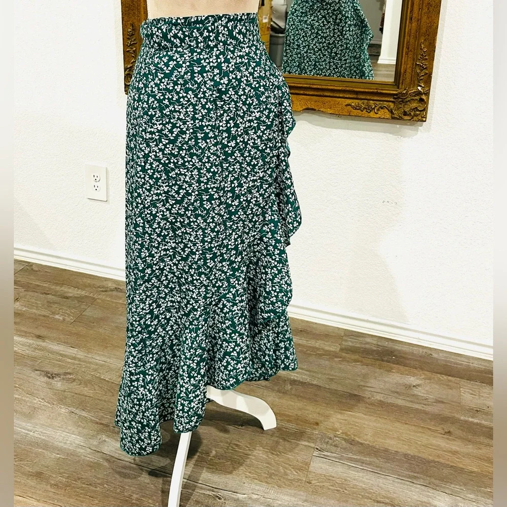 Green Irish Shamrock Print Ruffle Wrap Skirt Farmhouse Lucky St Patrick’s Day